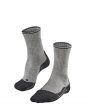 FALKE Damen Wandersocken TK2 Wool Silk, Schurwollmischung, 1 Paar, Grau (Light Grey 3400), Größe: 39-40